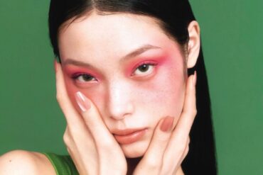How to Wear Summer's Colorful 00s-Inspired Makeup Trend